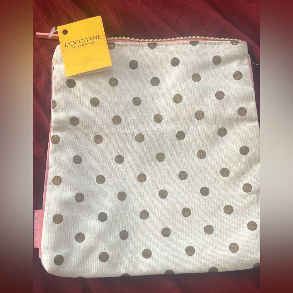 L’Occitane Pouch